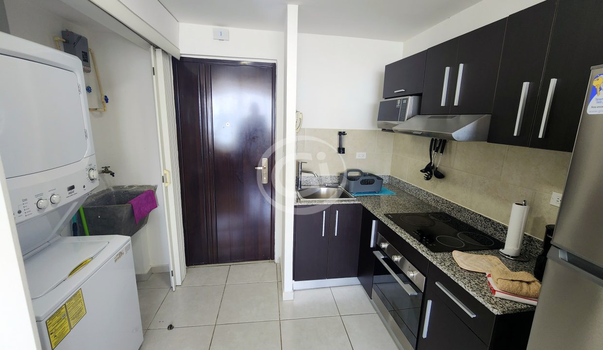 12. Cocina. Venta Bay View Airbnb Av Balboa