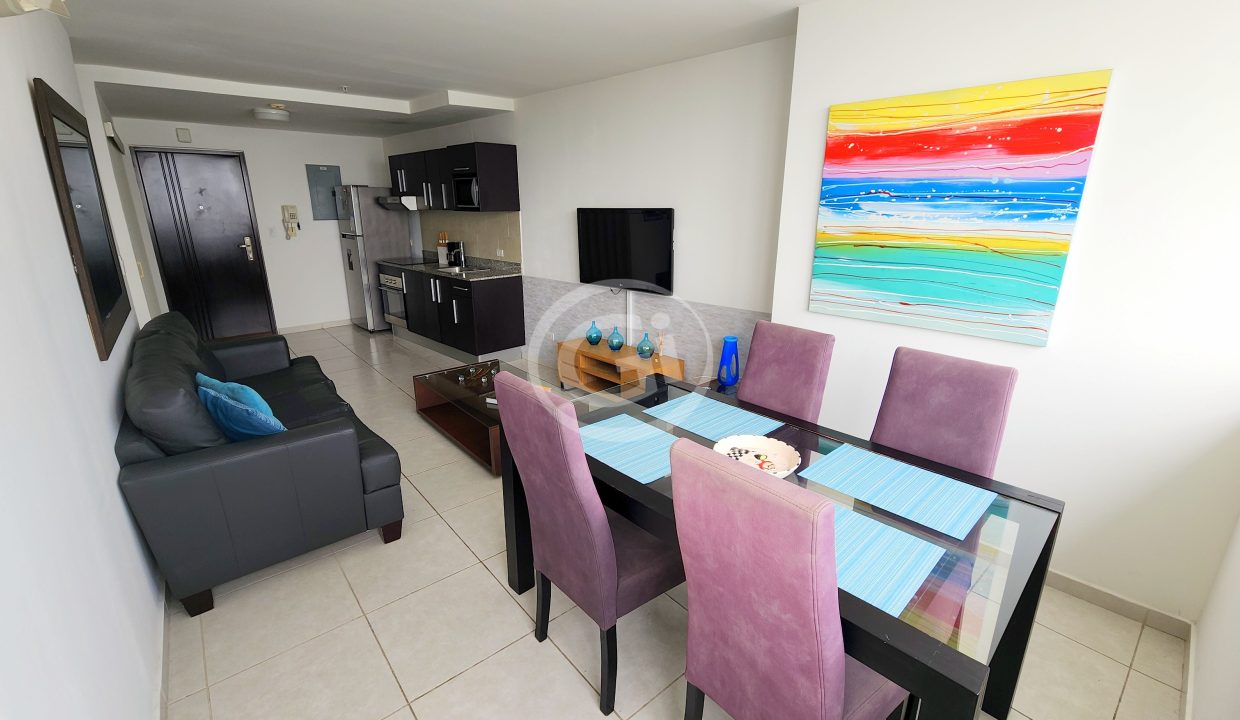 1. Sala-Comedor. Venta Bay View. Vista al Mar