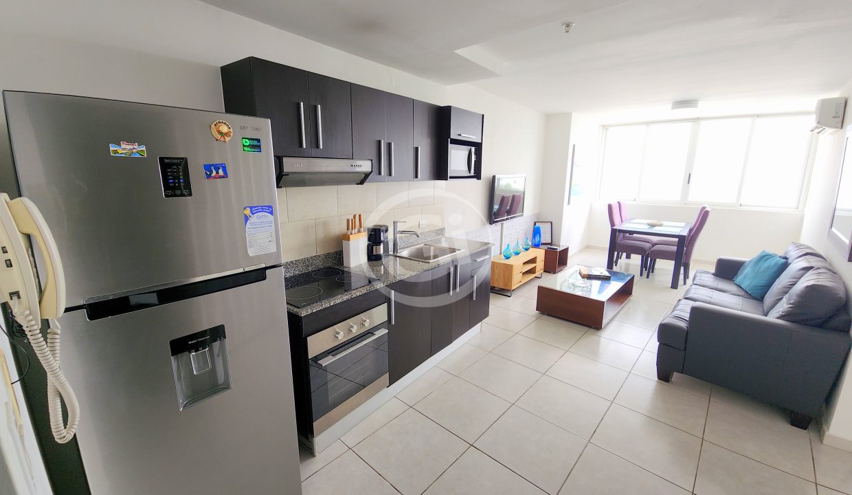 5. Sala-Comedor. Venta Bay View. Vista al Mar