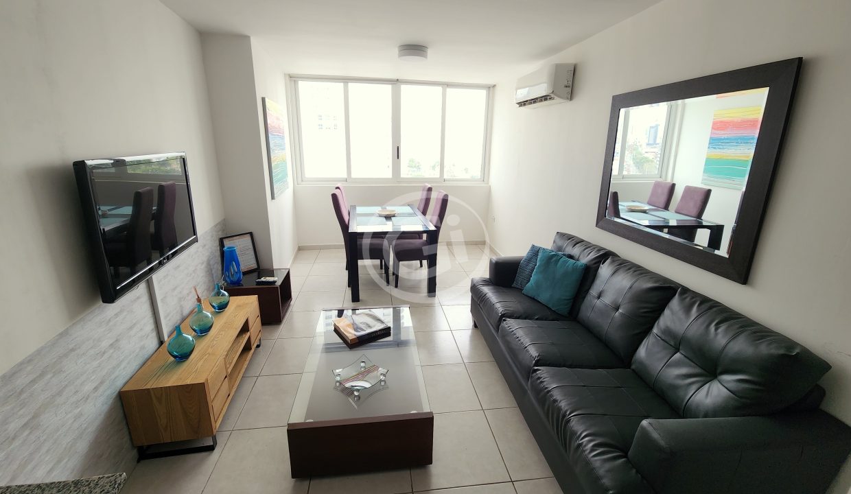 6. Sala-Comedor. Venta Bay View. Vista al Mar