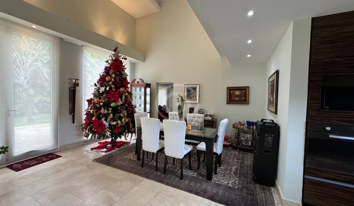 3. Comedor casa venta Tucan