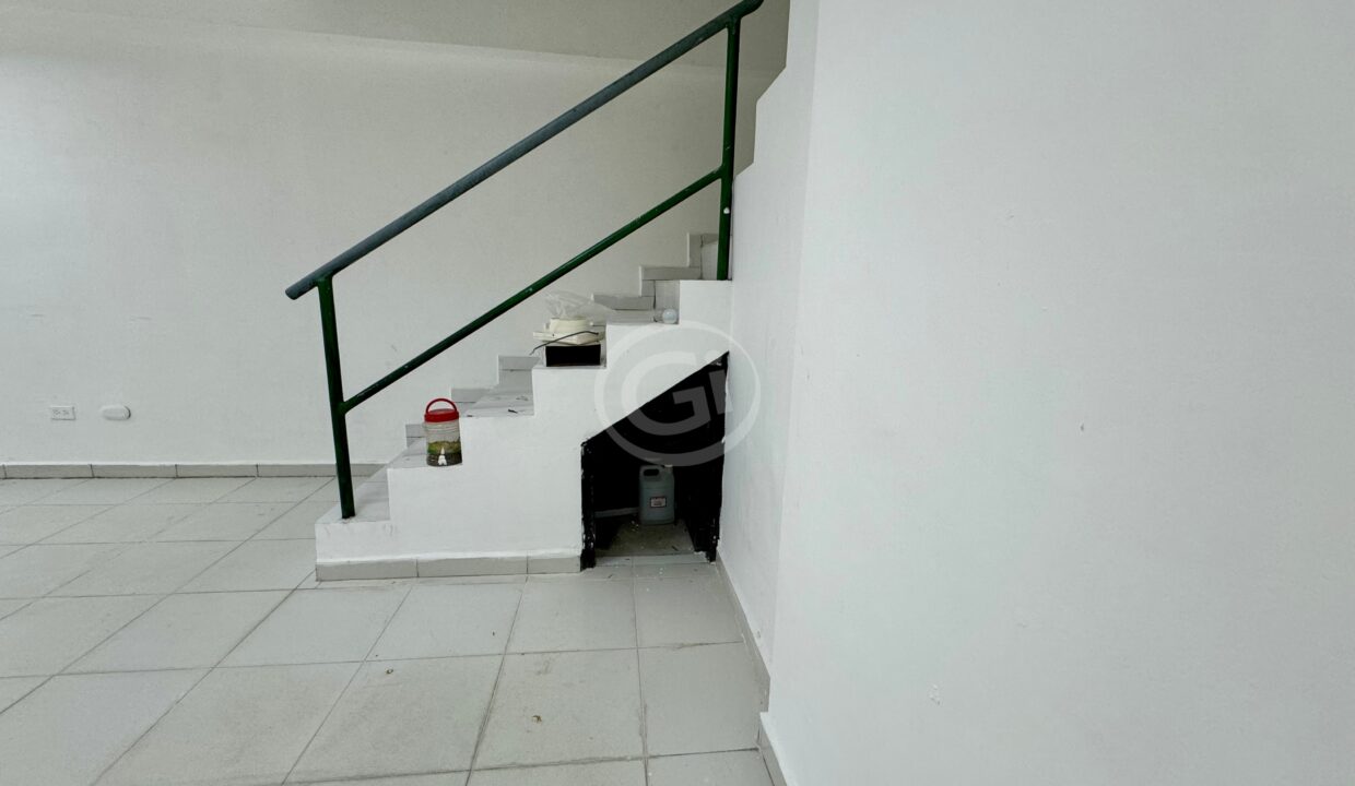 3. local El Cangrejo