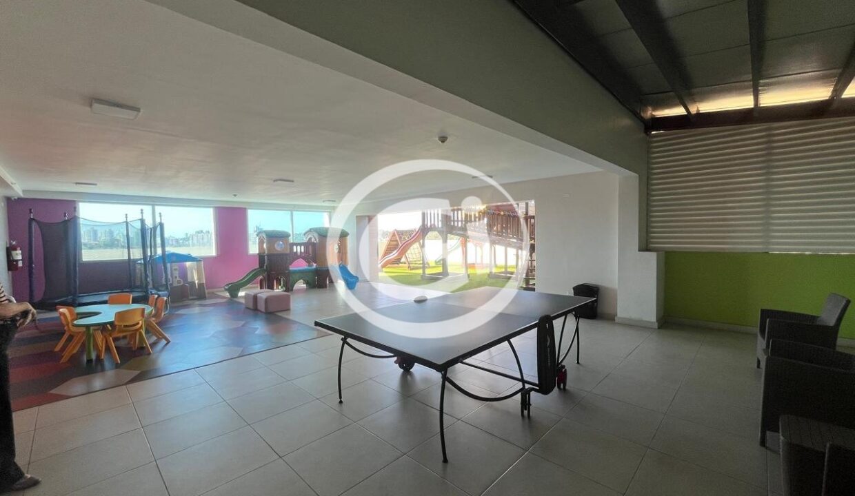 26. CH salón de juegos