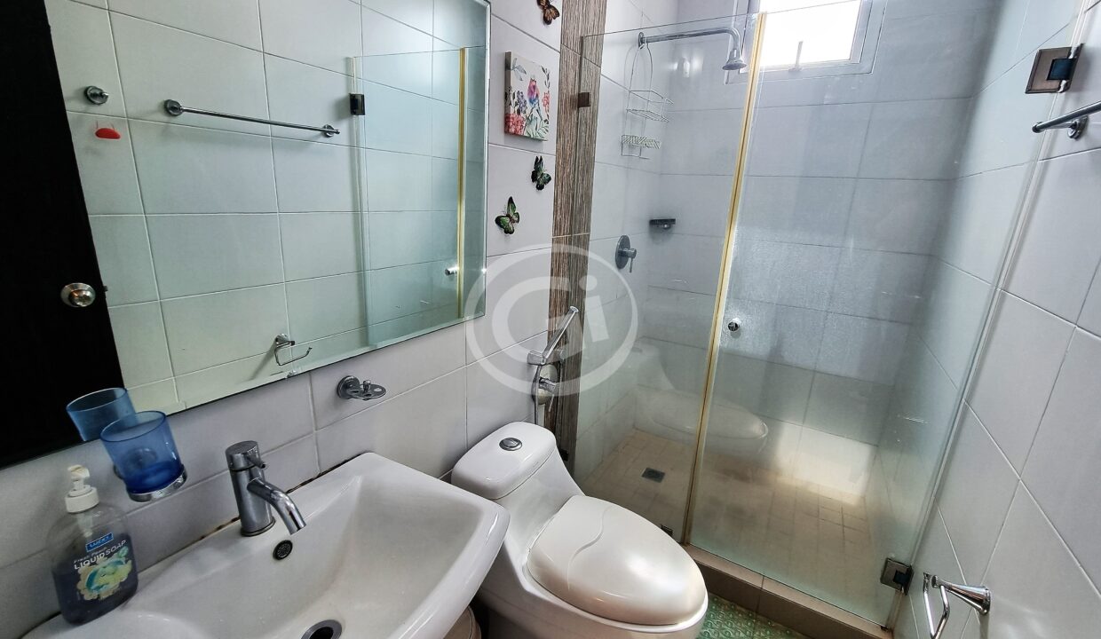 15. Baño recamara secundaria Apartamento Venta y Alquiler Belle View