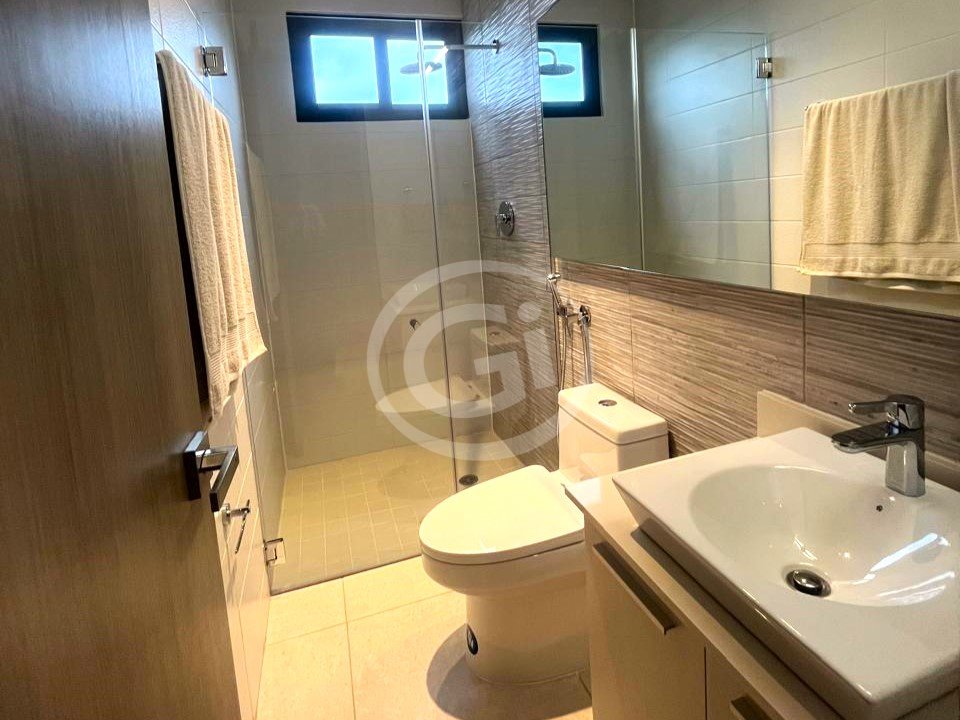 16. Country Club Baño principal
