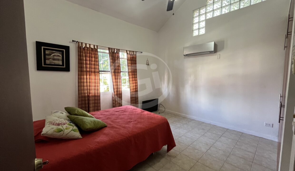 17. Casa venta La Montañesa