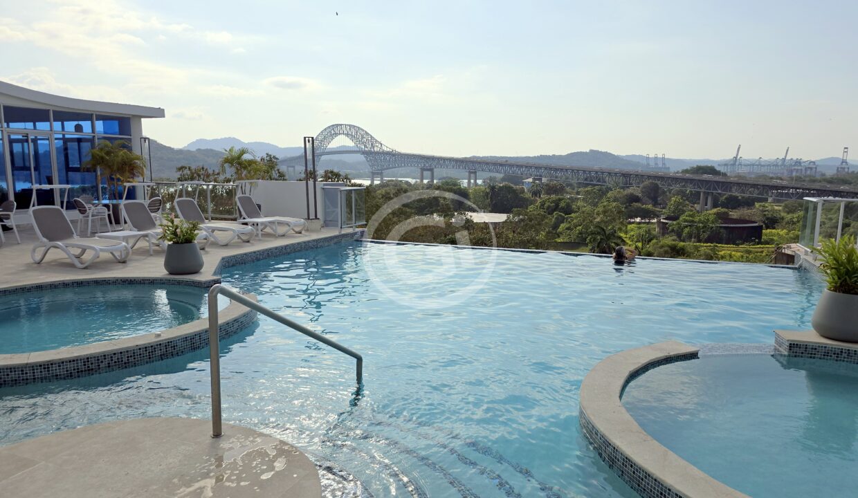17. Piscina (7)