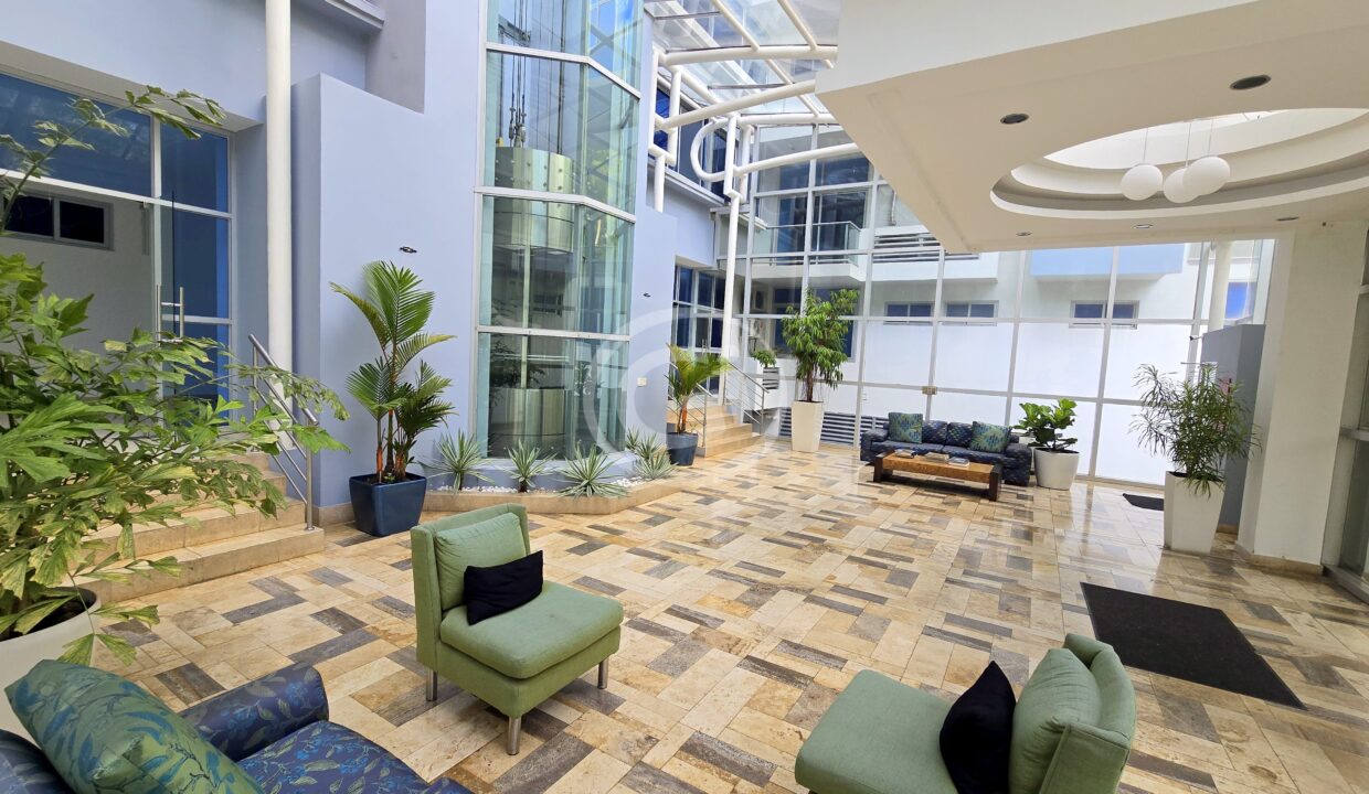 2. Lobby (4)
