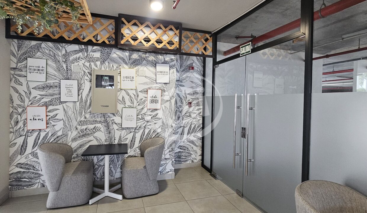 21. Oficina interna Coworking. Panamá Viejo Residences. Alquiler