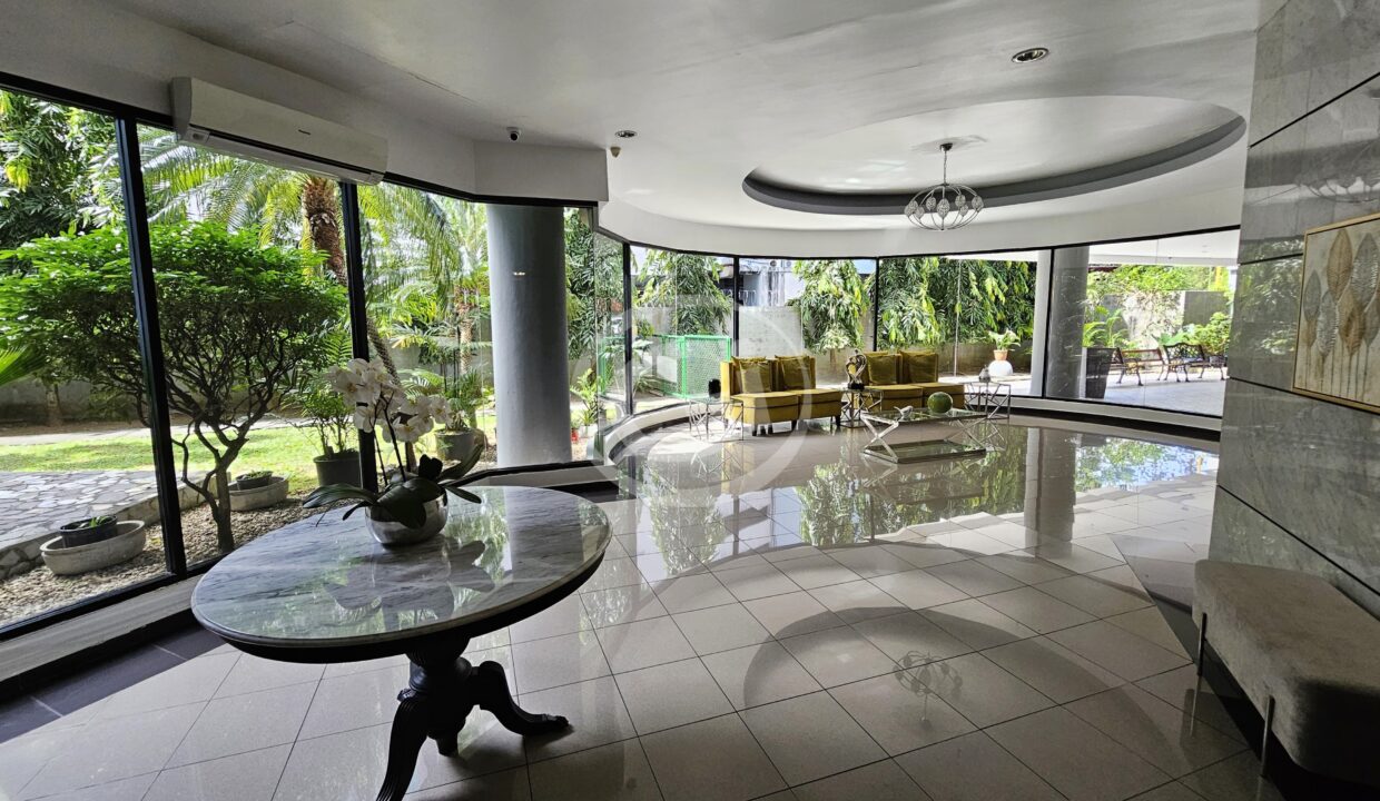 18. Lobby Vista Obarrio