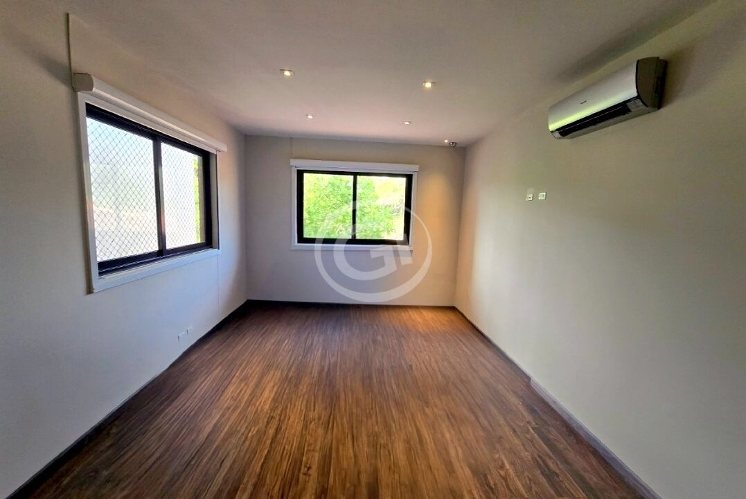 26. Sala Familiar Venta Apartamento Embassy Club Clayton