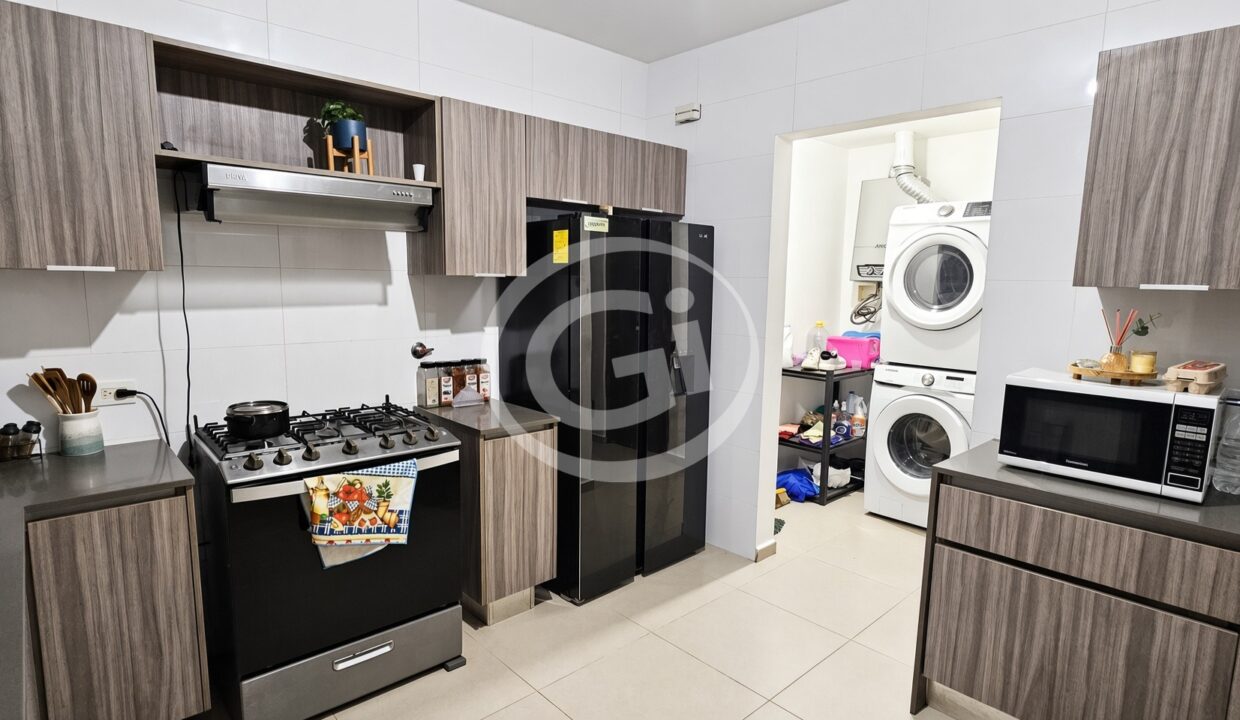 07_cocina_y_area_de_servicio