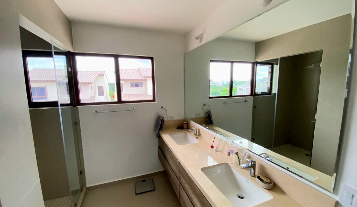 17.Casa-Venta-Brisas del Golf-Golf Gardens-PHGardenias-Global-Inmuebles (2)