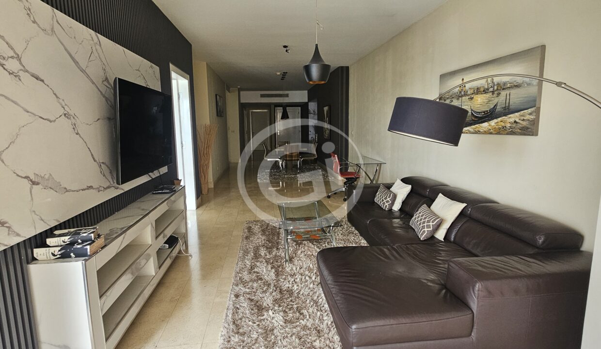 4. Sala alquiler Yoo