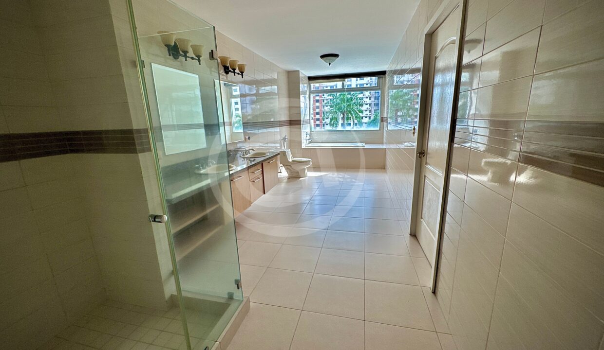 13. Baño venta apartamento Tao San Francisco