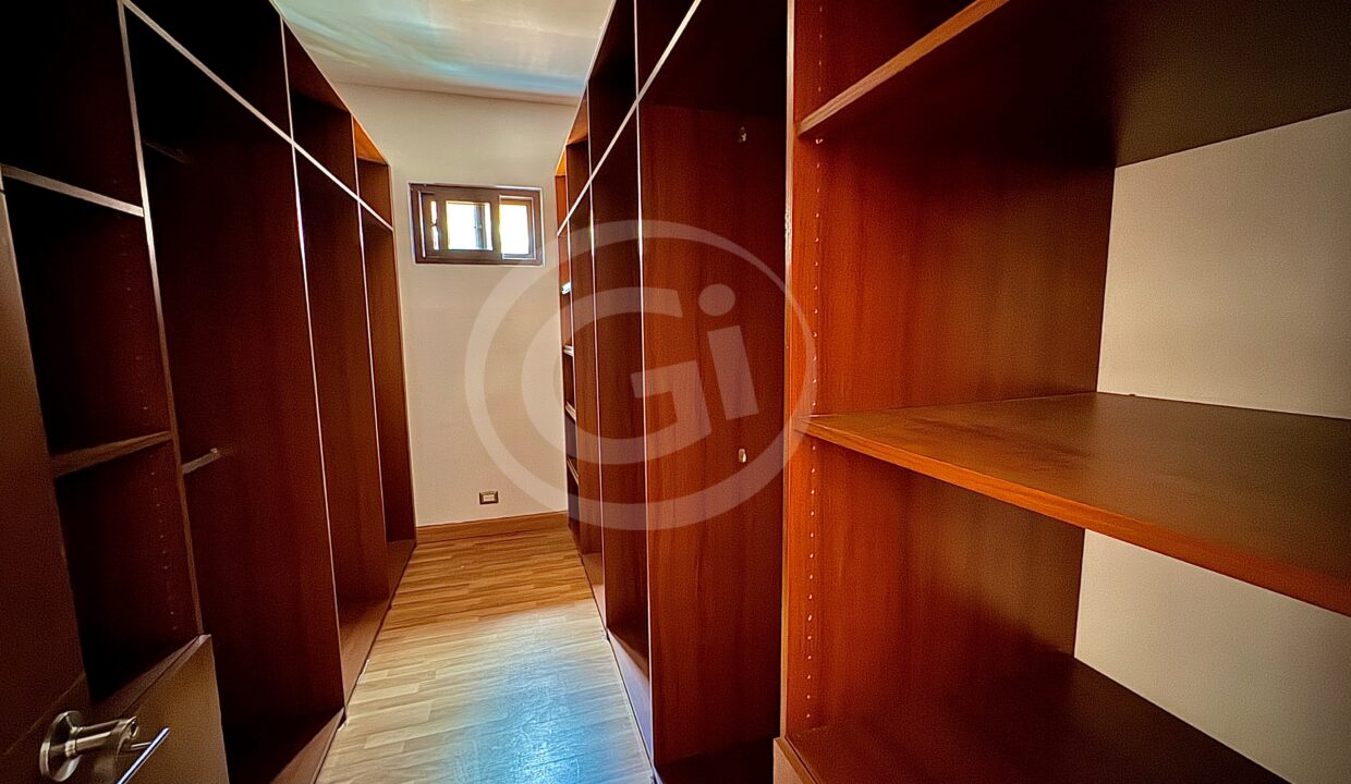 19. Baño venta casa Costa Sur El Doral