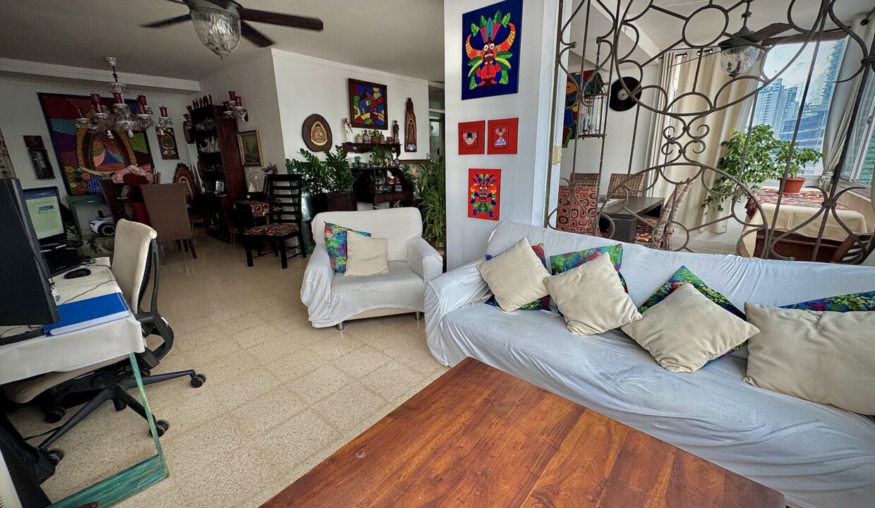 4. Apartamento venta Paitilla Plaza Balboa