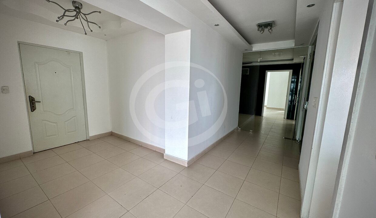 7. Lobby venta apartamento Tao San Francisco