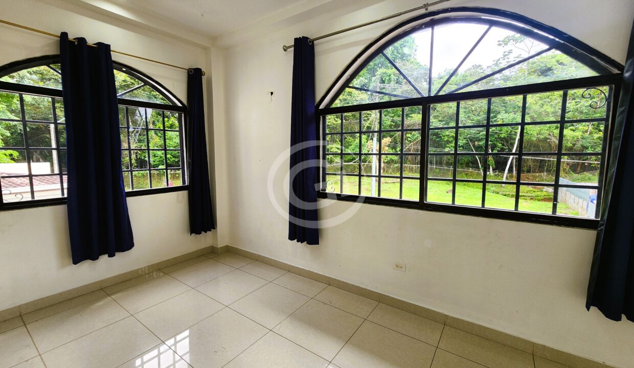 20. Habitacion 3 Piso 1 Casa Venta Llanos de Curundu