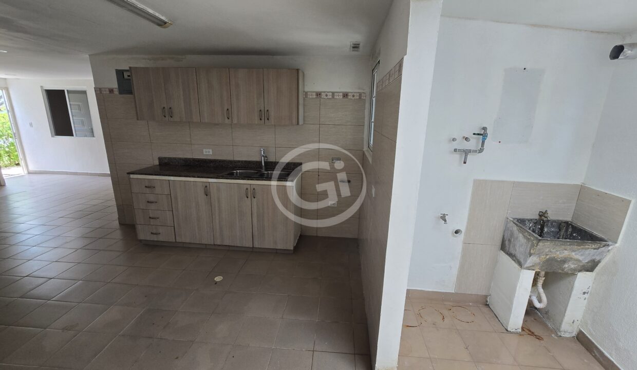 24. Apartamento Cocina (2). Venta Quintas de Versalles Lyon
