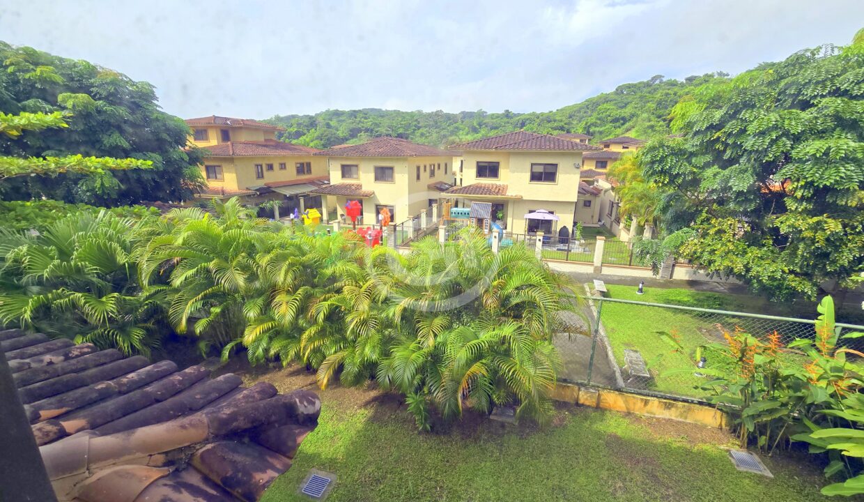 24. Habitación 3. Embassy Club Clayton. Casa en Venta o Alquiler
