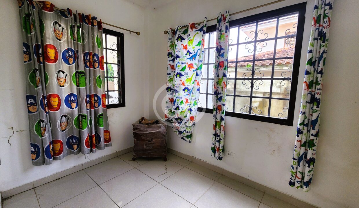8. Estudio Cerrado PB Casa Venta Llanos de Curundu