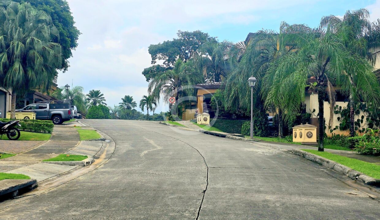 1. Fachadas (1)