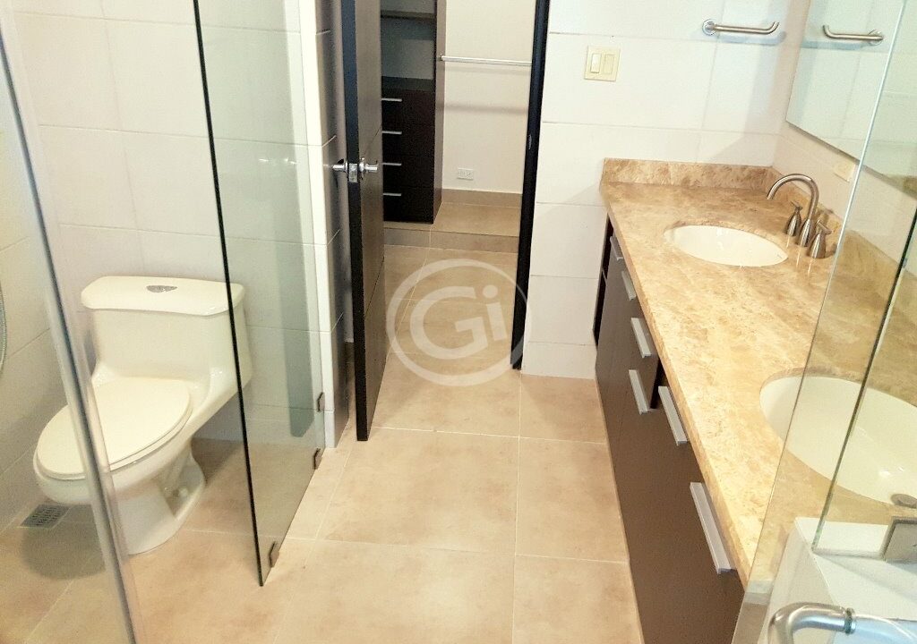 10. Habitación Principal. Embassy Club TownHome