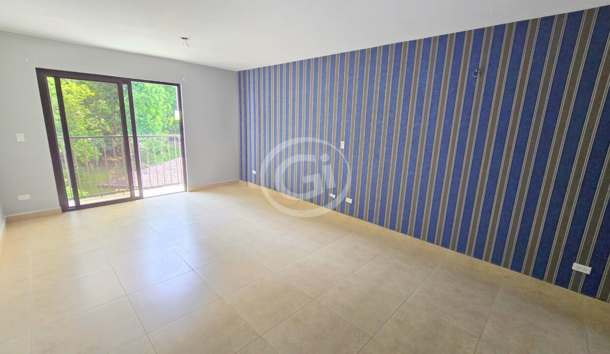 11. Habitación Principal. Venta Reposeido Bancario Embassy Village Albrook