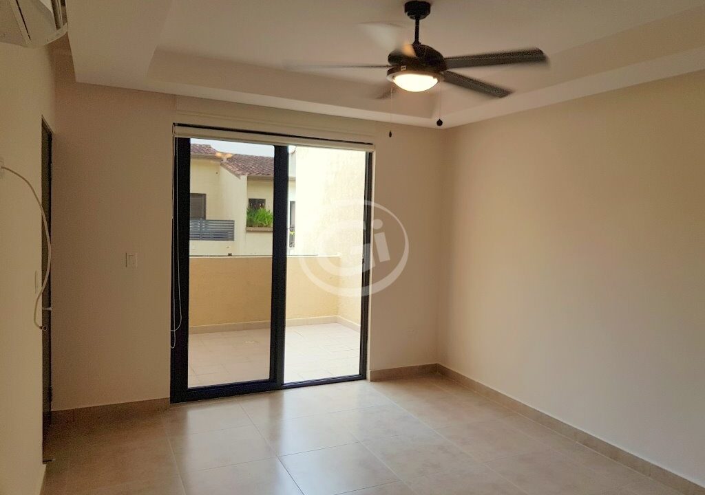 14. Habitación Secundaria 2. Embassy Club TownHome