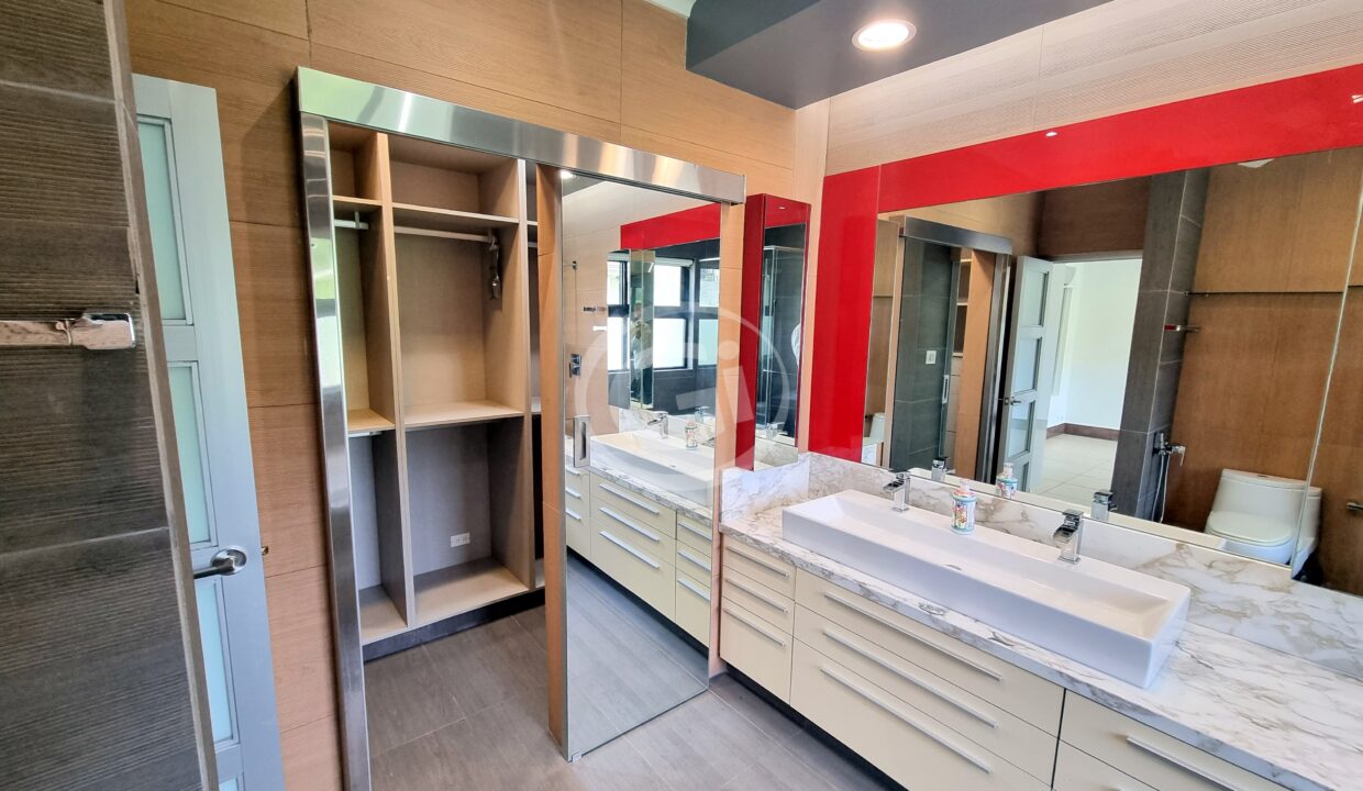 16. Habitación Principal. Embassy Club. Alquiler TownHome
