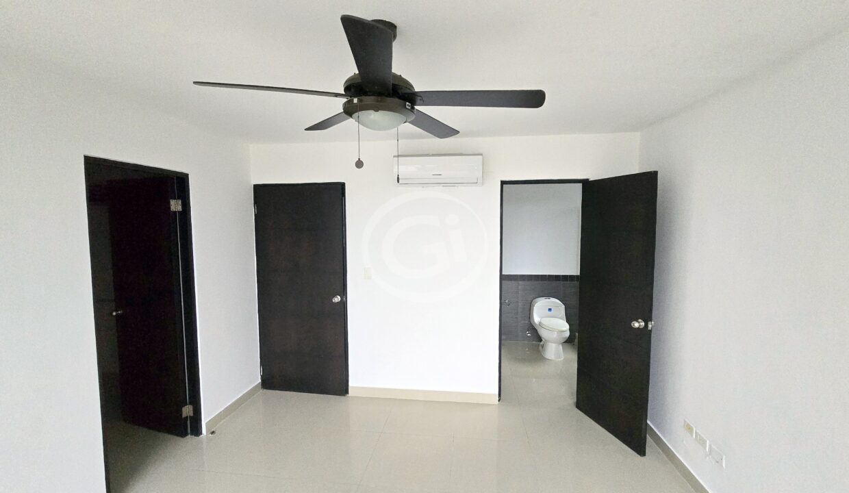 16. Habitación Principal. Venta Remate Bancario Pine Hill. Albrook