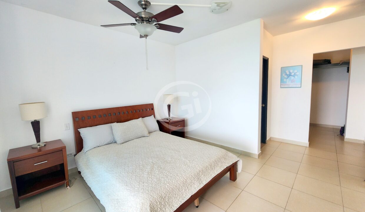 17. Habitación Principal. Venta Apartamento Playa Blanca