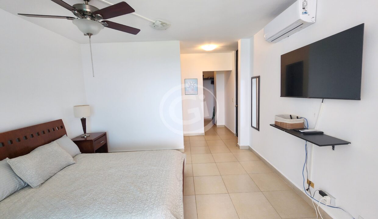18. Habitación Principal. Venta Apartamento Playa Blanca
