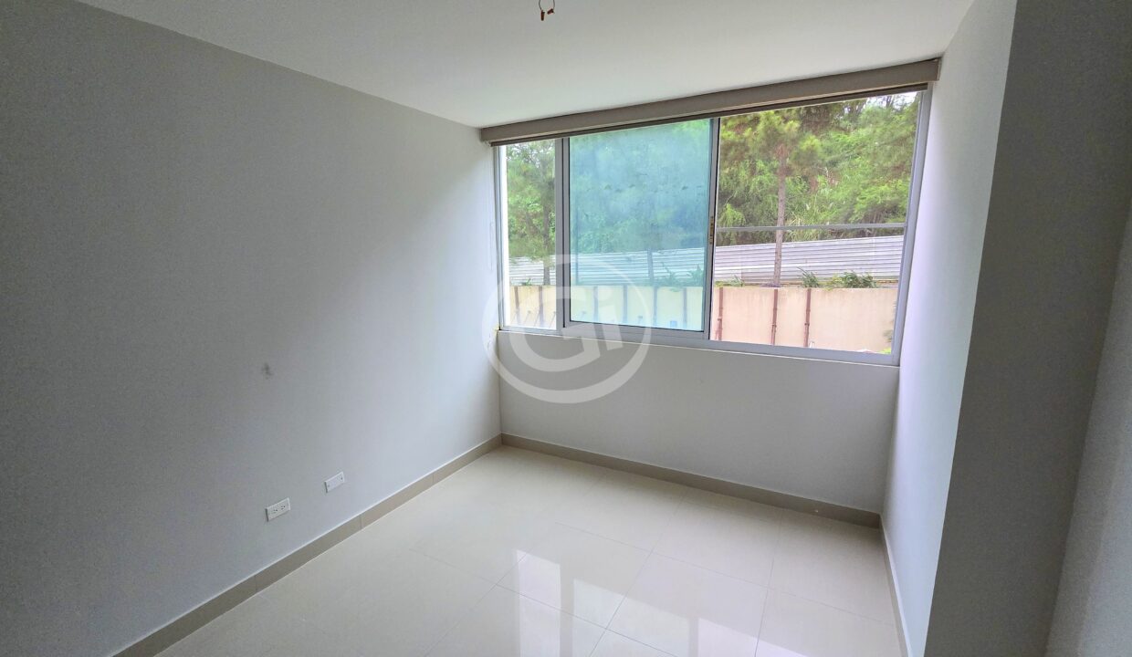 21. Habitación 3. Venta Remate Bancario Pine Hill. Albrook
