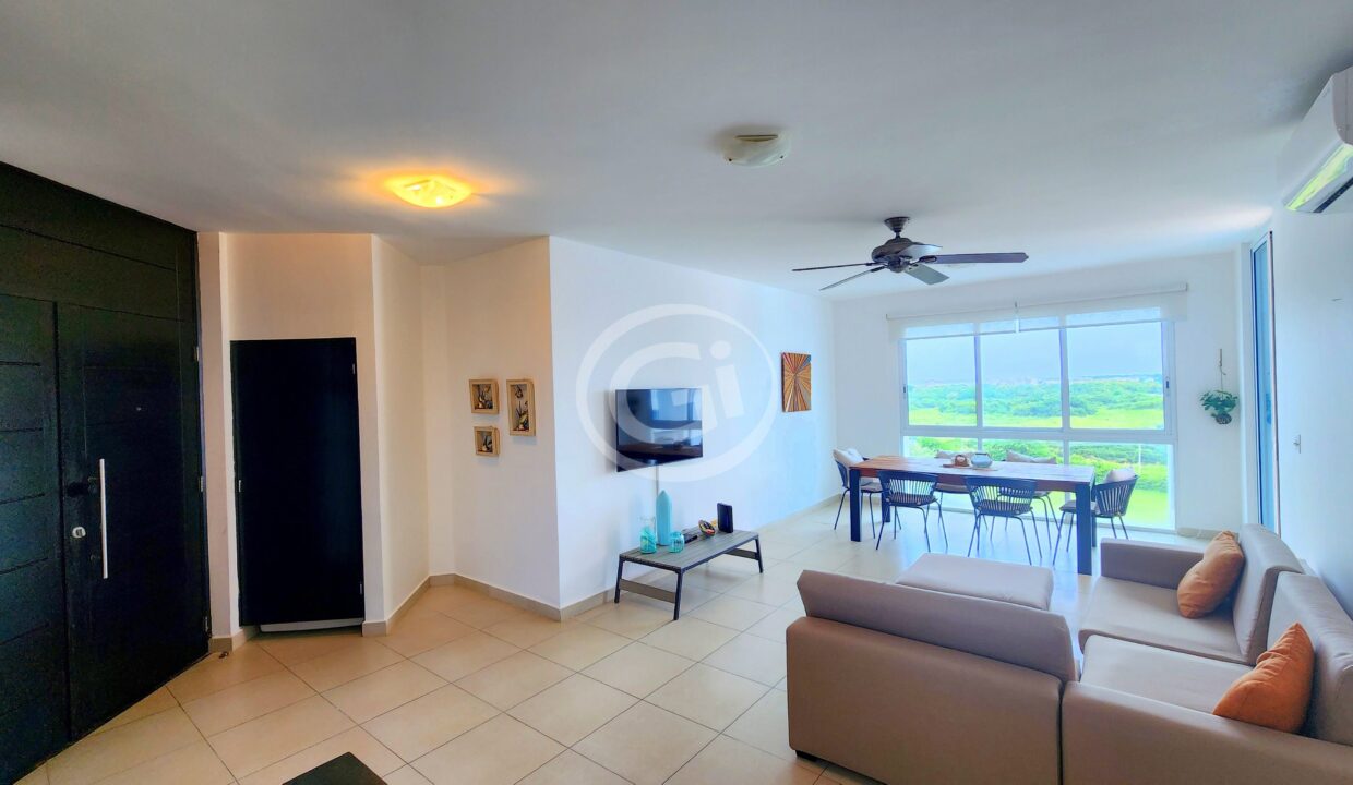 3. Sala-Comedor. Venta Apartamento Playa Blanca