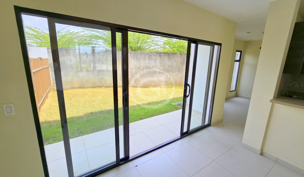 5. Patio (1)