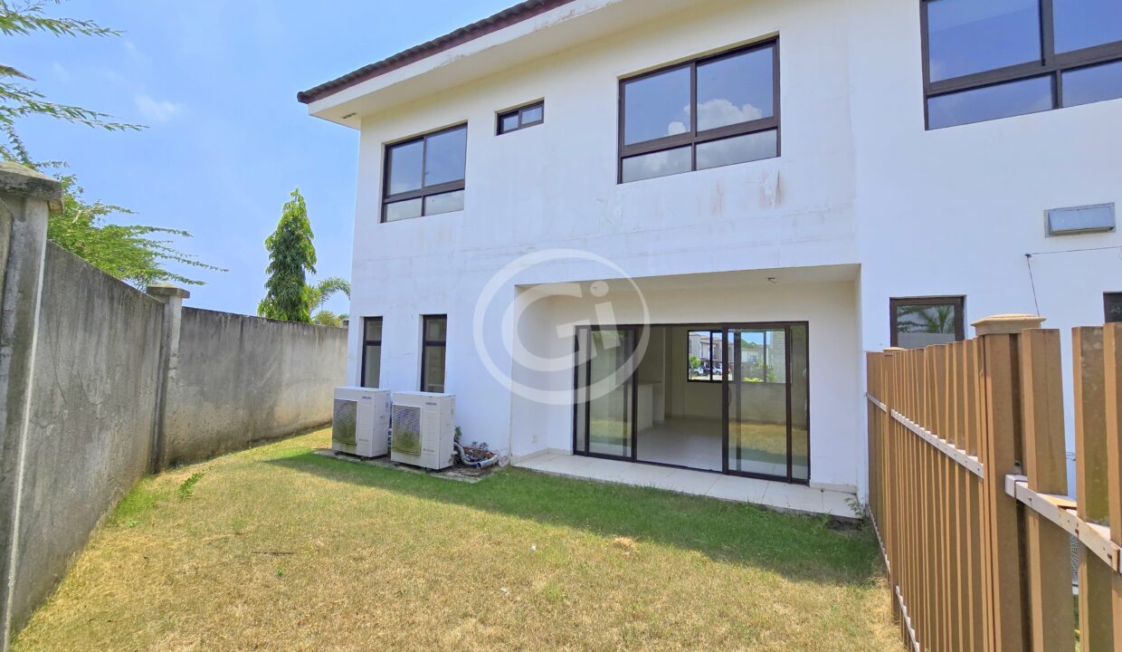 6. Patio (3)