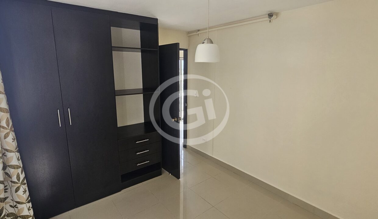 7. Recámara secundaria apartamento venta Centennial