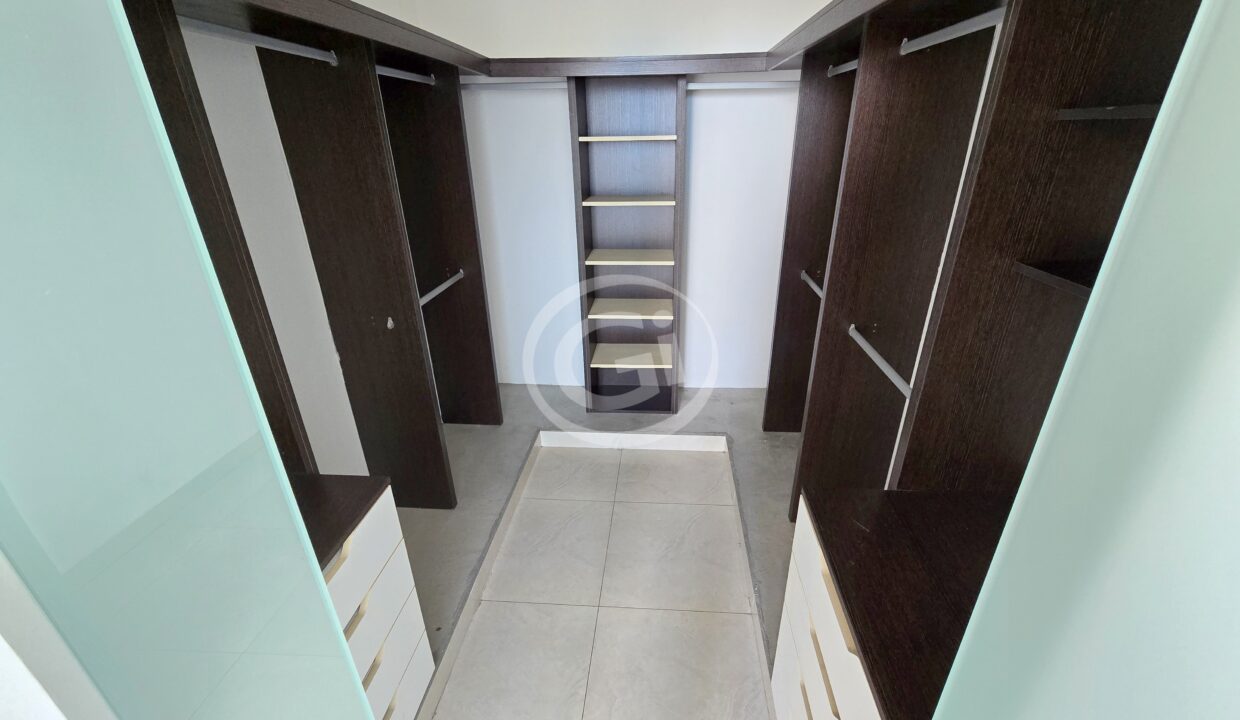 20. Habitación Principal. Reposeido Bancario Diamond Tower San Francisco