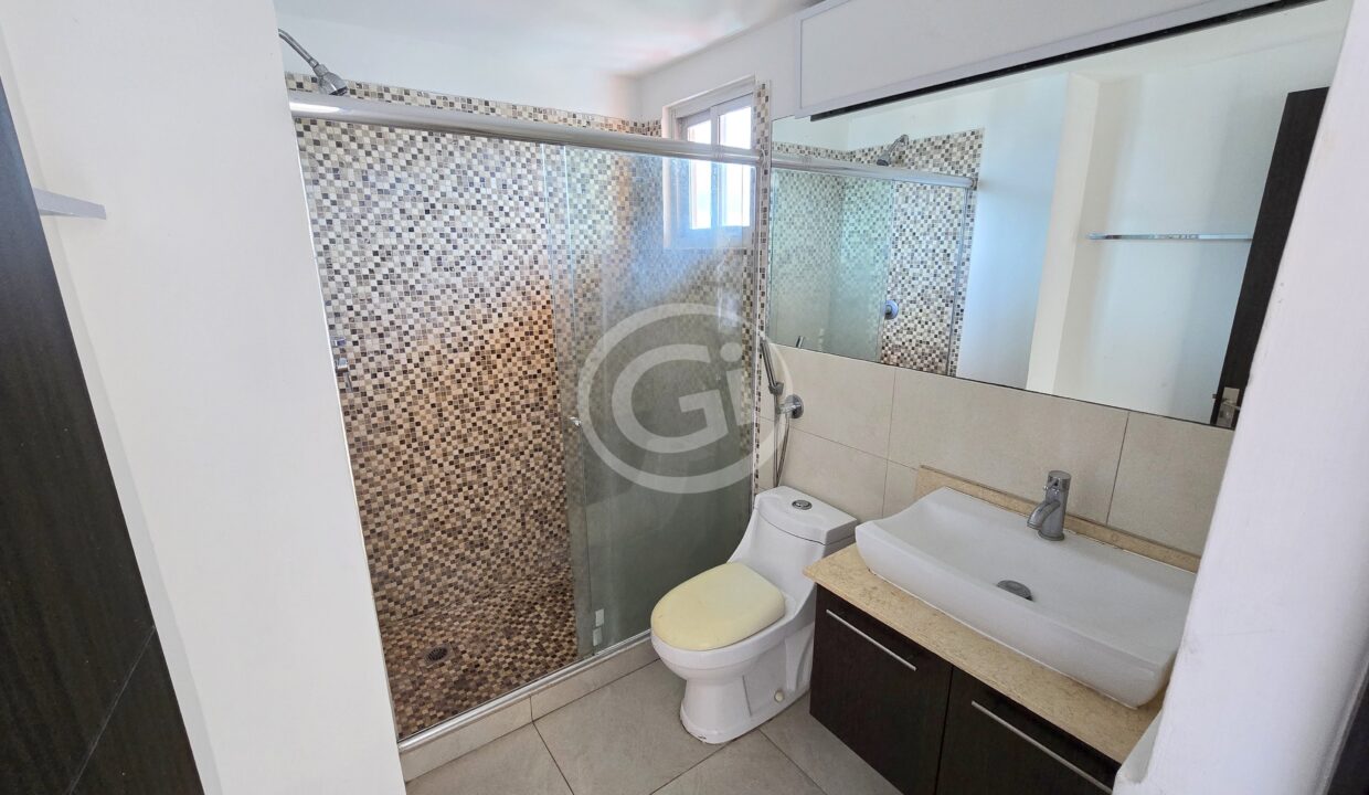 21. Habitación Principal. Reposeido Bancario Diamond Tower San Francisco