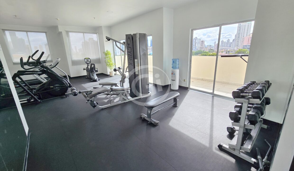 29. Gimnasio. Reposeido Bancario Diamond Tower San Francisco