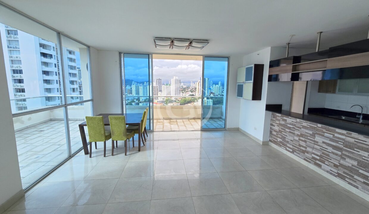 5. Sala-Comedor. Reposeido Bancario Diamond Tower San Francisco