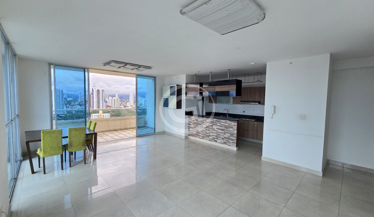 6. Sala-Comedor. Reposeido Bancario Diamond Tower San Francisco