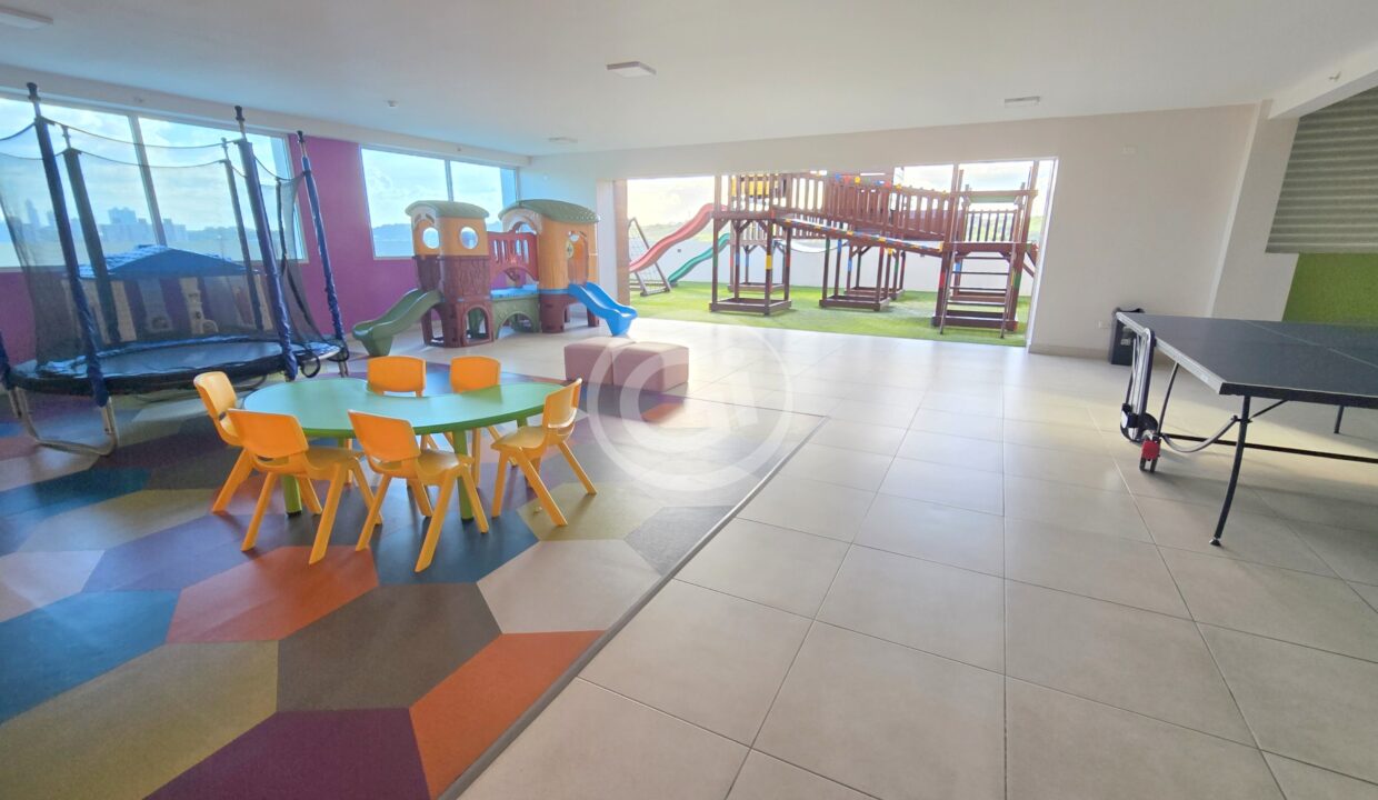 29. Parque Infantil (3)