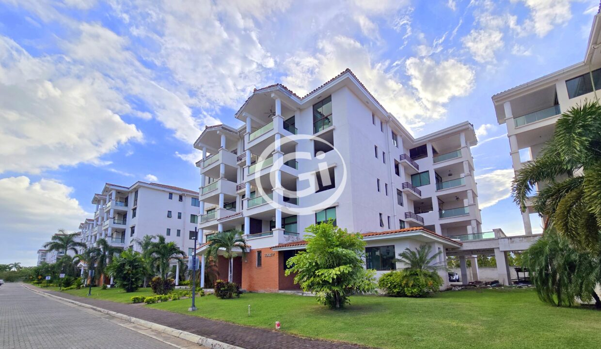 1. Fachada. Venta Costamare Costa Sur. Remate Bancario