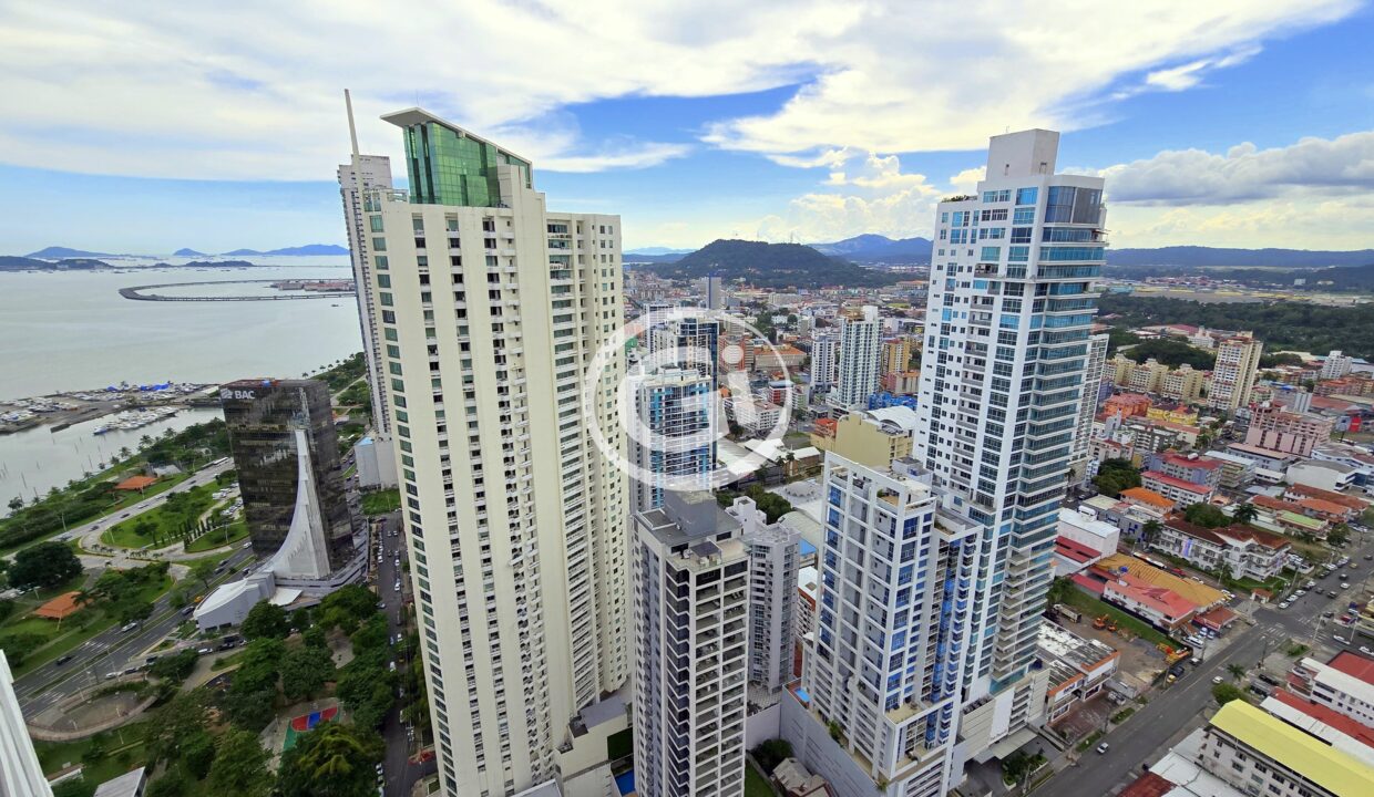 10. Terraza. Venta Loft Costanera. Bella Vista