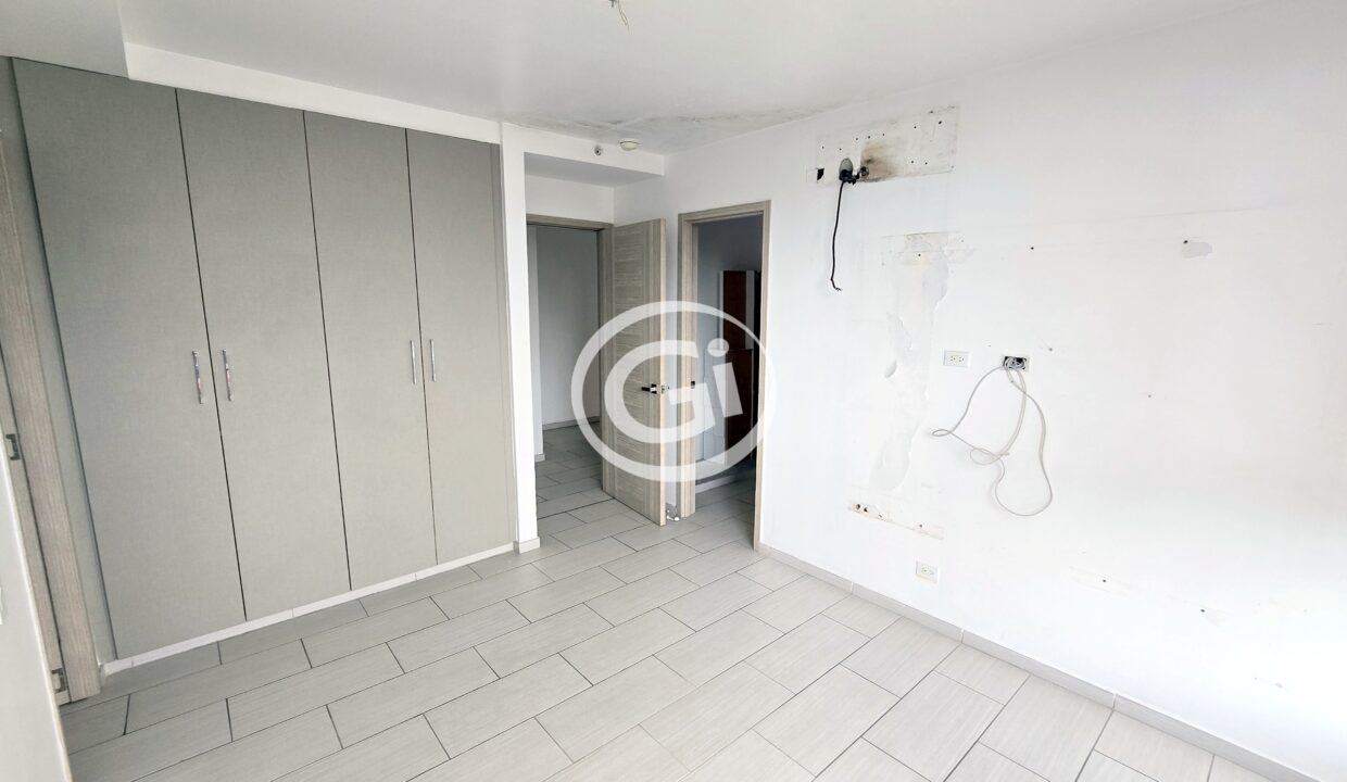 13. Habitación Principal. Venta Remate The Tower 50 San Francisco