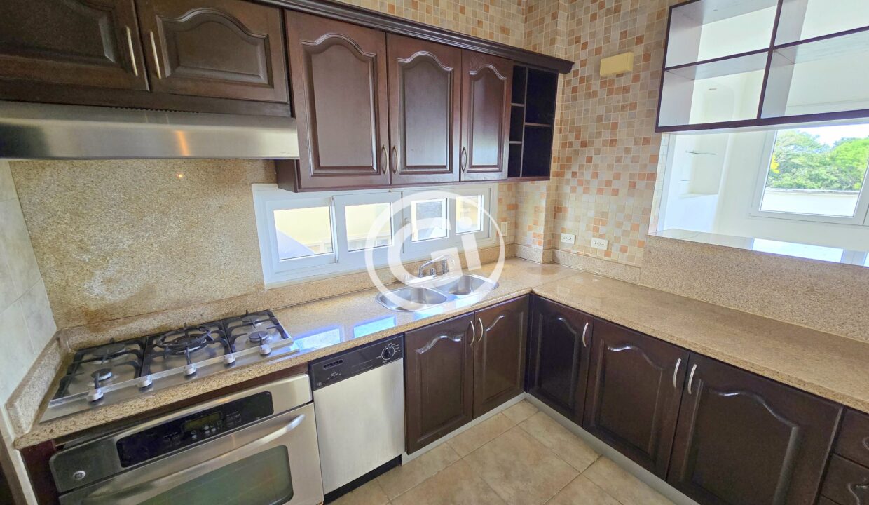 14. Cocina. Venta Reposeido Bancario Tucan Country Club
