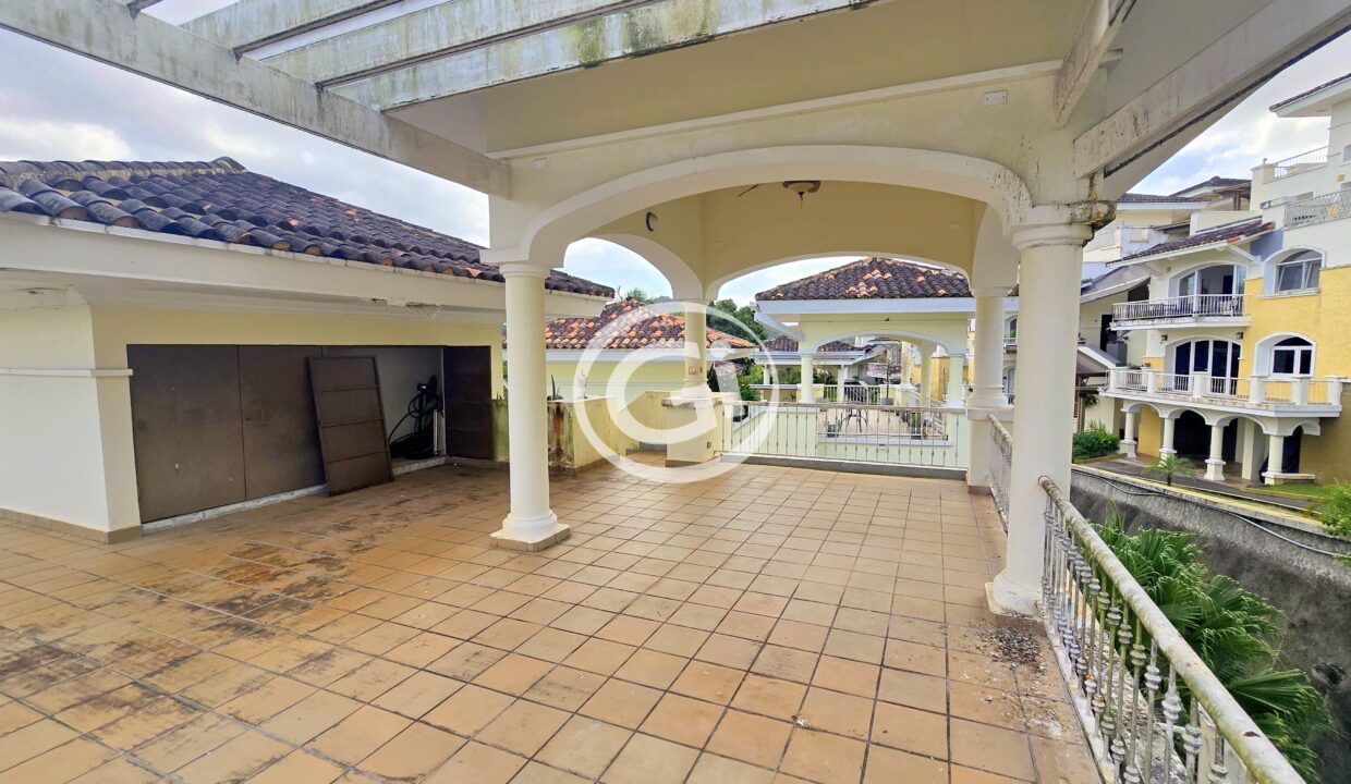 26. Terraza Piso 2. Venta Reposeido Bancario Tucan Country Club